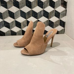 Steve Madden Sinful Nude Suede Leather Peep-Toe Mules